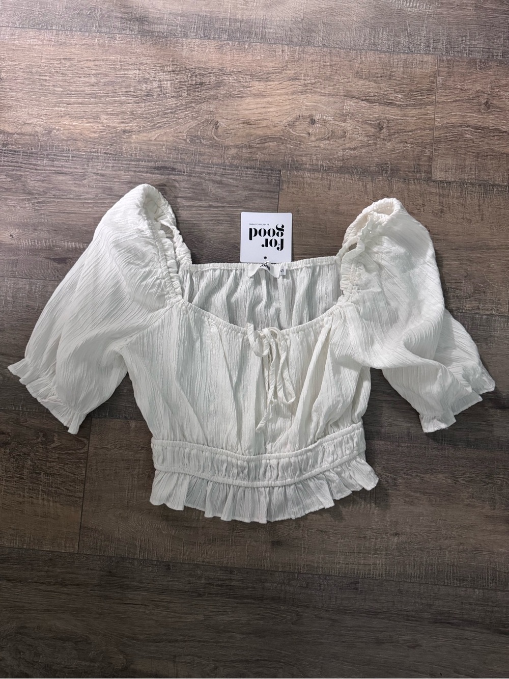 NWT $32 Nectar Clothing • Crop Top • White • Small